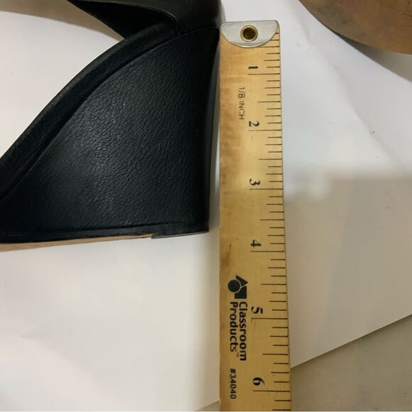 Vince Kelan black wedge sandal heel Size 37 EUR/ 6.5 USA - Picture 7 of 7
